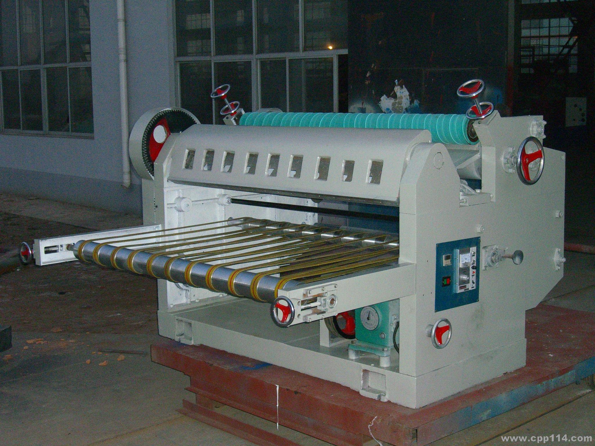 single face paperboard cutter